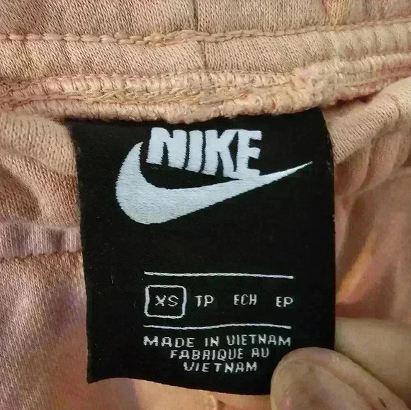 Nike Sweatpants Bundle - 2 Nike Sweatpants - Picture 6 of 11